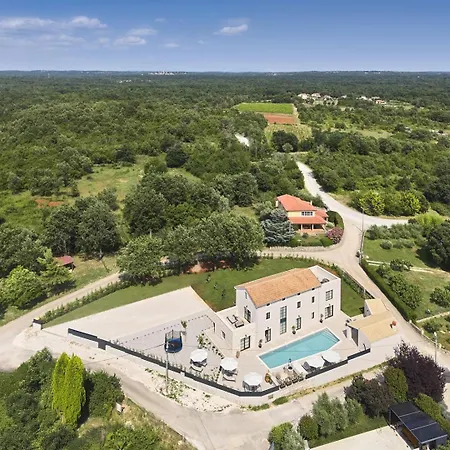 Madora Villa