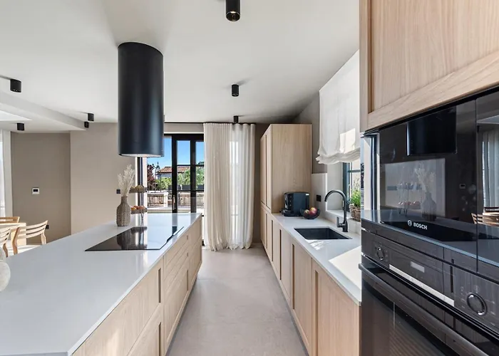Madora Villa *
