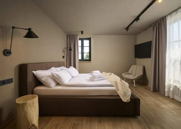 Madora Villa